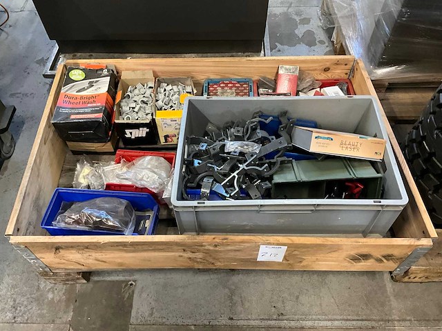 Partij bevestigingsmateriaal - afbeelding 1 van  5