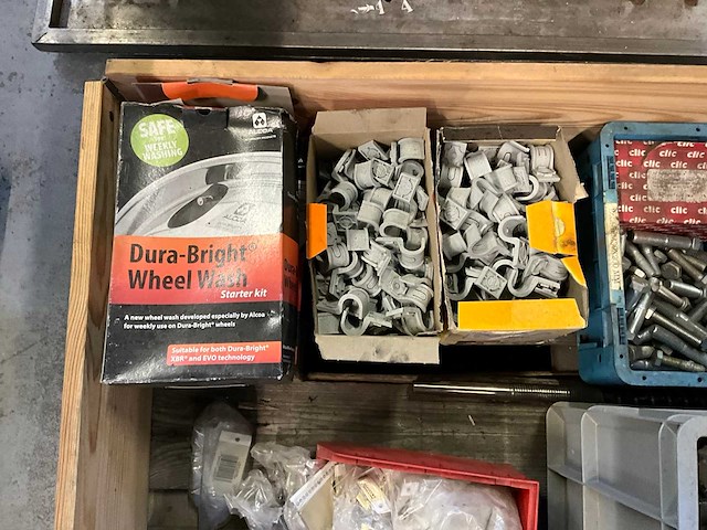 Partij bevestigingsmateriaal - afbeelding 2 van  5