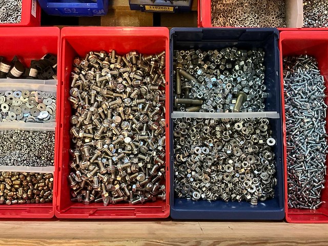 Partij bevestigingsmateriaal - afbeelding 2 van  12