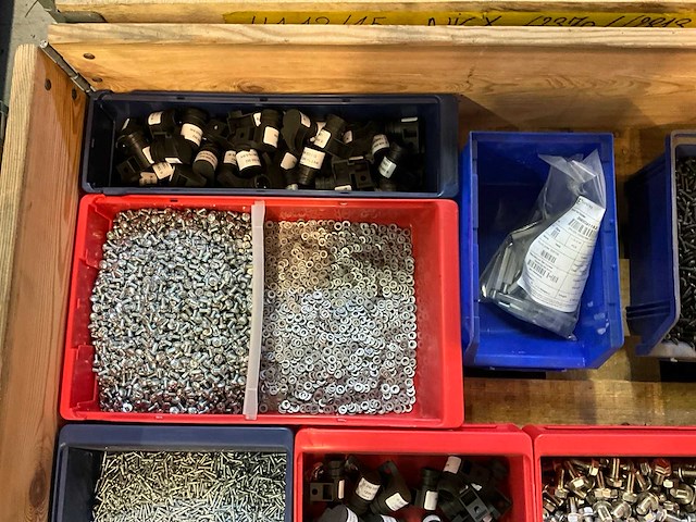 Partij bevestigingsmateriaal - afbeelding 11 van  12