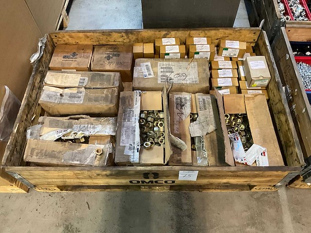 Partij bevestigingsmateriaal - afbeelding 1 van  4