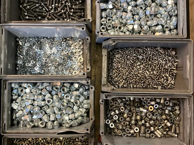 Partij bevestigingsmateriaal - afbeelding 3 van  4