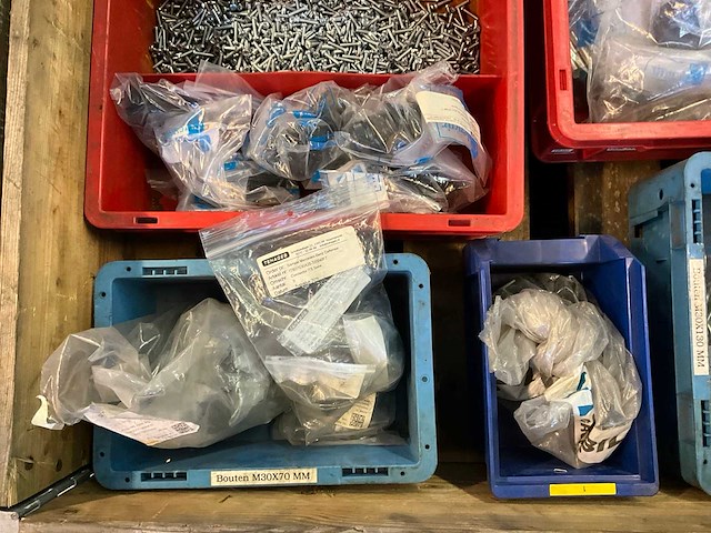 Partij bevestigingsmateriaal - afbeelding 4 van  5