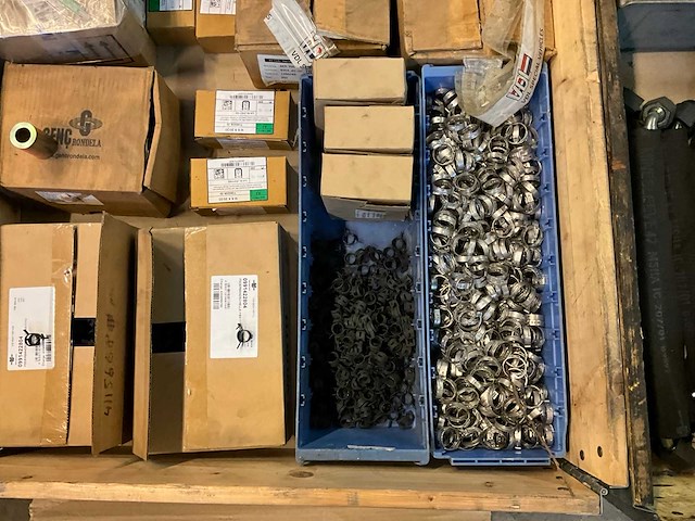 Partij bevestigingsmateriaal - afbeelding 4 van  7