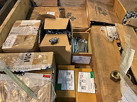 Partij bevestigingsmateriaal - afbeelding 7 van  7