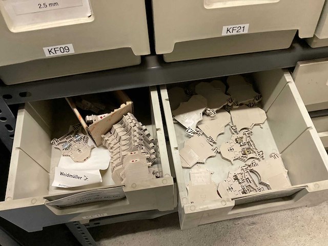 Partij bevestigingsmateriaal - afbeelding 22 van  28