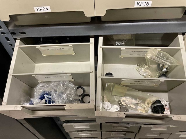 Partij bevestigingsmateriaal - afbeelding 23 van  28