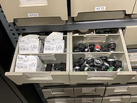 Partij bevestigingsmateriaal - afbeelding 24 van  28