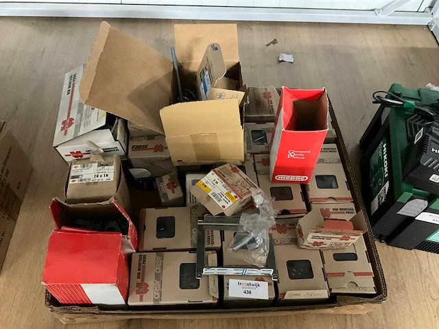 Partij bevestigingsmateriaal - afbeelding 8 van  8