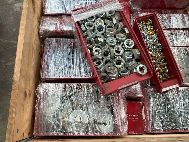 Partij bevestigingsmateriaal - afbeelding 2 van  9