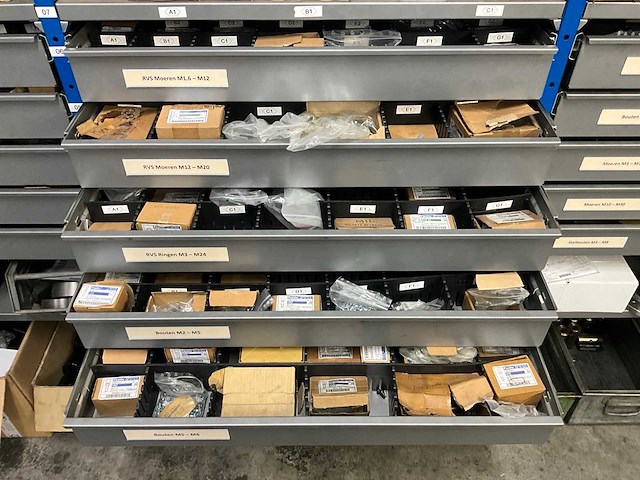 Partij bevestigingsmateriaal - afbeelding 9 van  19