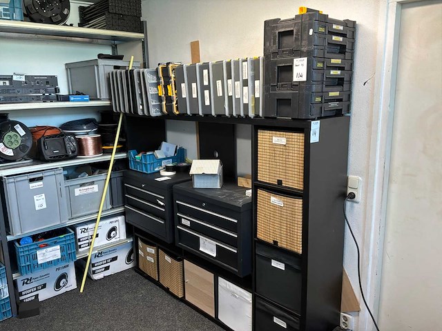 Partij bevestigingsmateriaal - afbeelding 1 van  16