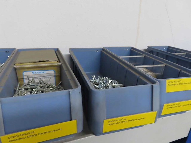 Partij bevestigingsmateriaal - afbeelding 16 van  24