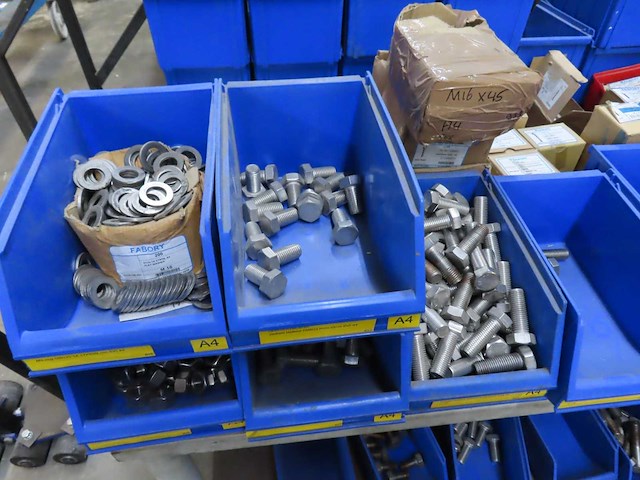 Partij bevestigingsmateriaal - afbeelding 9 van  15