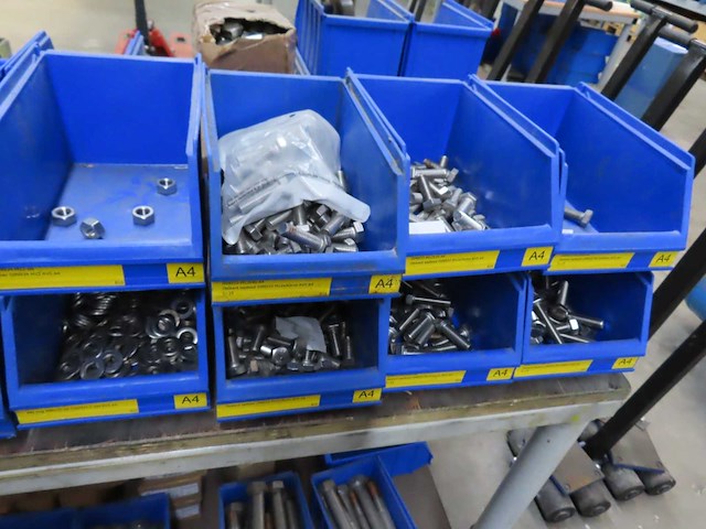 Partij bevestigingsmateriaal - afbeelding 15 van  15