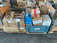 Partij bevestigingsmateriaal - afbeelding 2 van  8