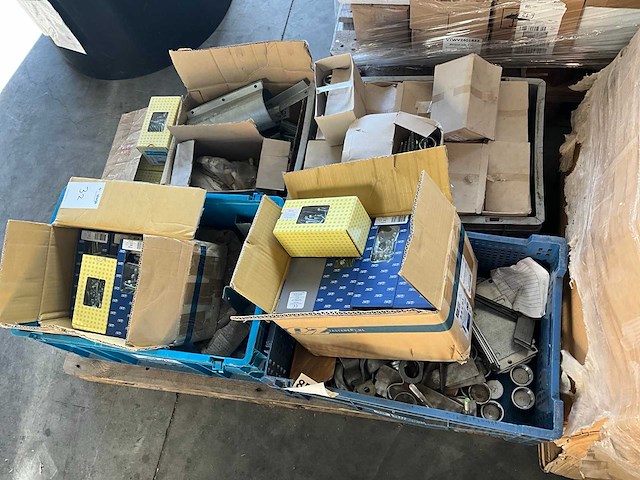 Partij bevestigingsmateriaal - afbeelding 9 van  9