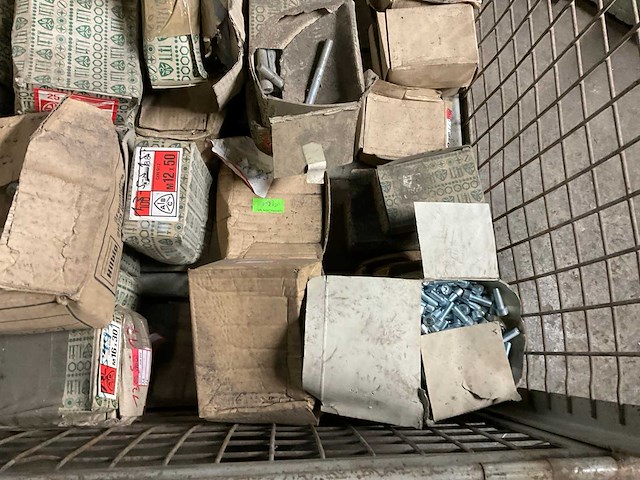 Partij bevestigingsmateriaal - afbeelding 2 van  3