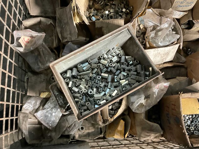 Partij bevestigingsmateriaal - afbeelding 4 van  7