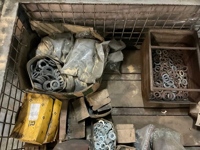 Partij bevestigingsmateriaal - afbeelding 7 van  7