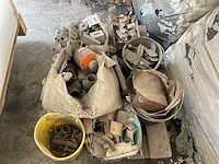 Partij bevestigingsmateriaal - afbeelding 1 van  1