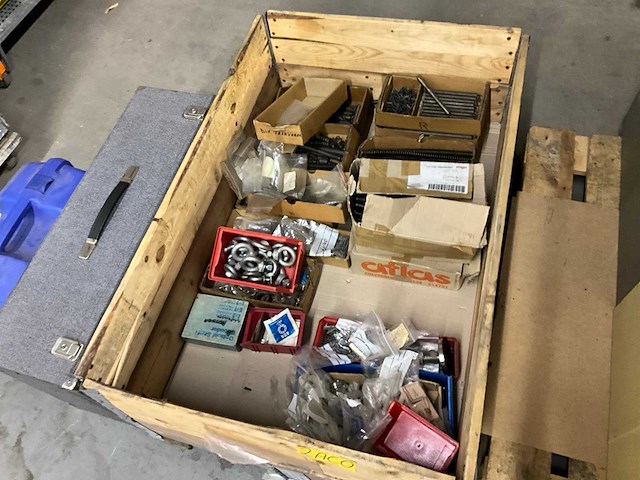 Partij bevestigingsmateriaal - afbeelding 2 van  6
