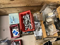 Partij bevestigingsmateriaal - afbeelding 4 van  6