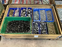 Partij bevestigingsmateriaal - afbeelding 1 van  5