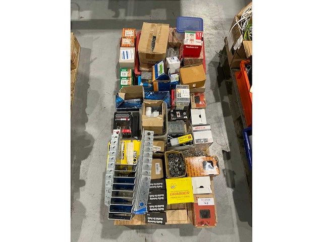 Partij bevestigingsmateriaal - afbeelding 2 van  8