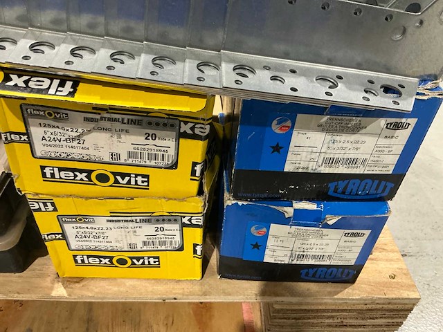 Partij bevestigingsmateriaal - afbeelding 8 van  8