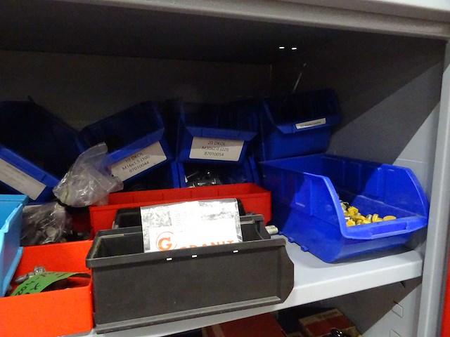 Partij bevestigingsmateriaal - afbeelding 8 van  9