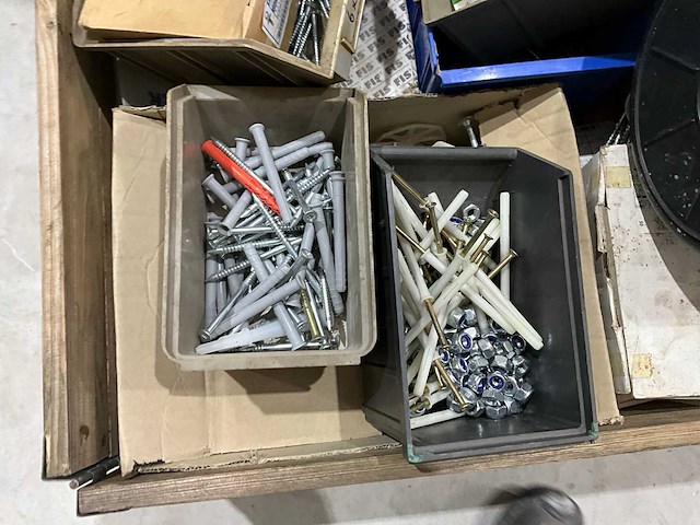 Partij bevestigingsmateriaal - afbeelding 3 van  9