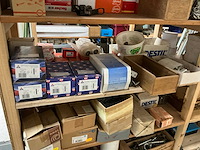 Partij bevestigingsmateriaal - afbeelding 34 van  46