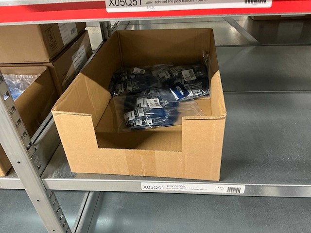 Partij bevestigingsmateriaal - afbeelding 1 van  8