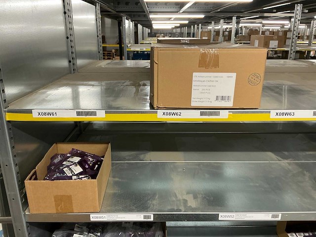 Partij bevestigingsmateriaal - afbeelding 34 van  57