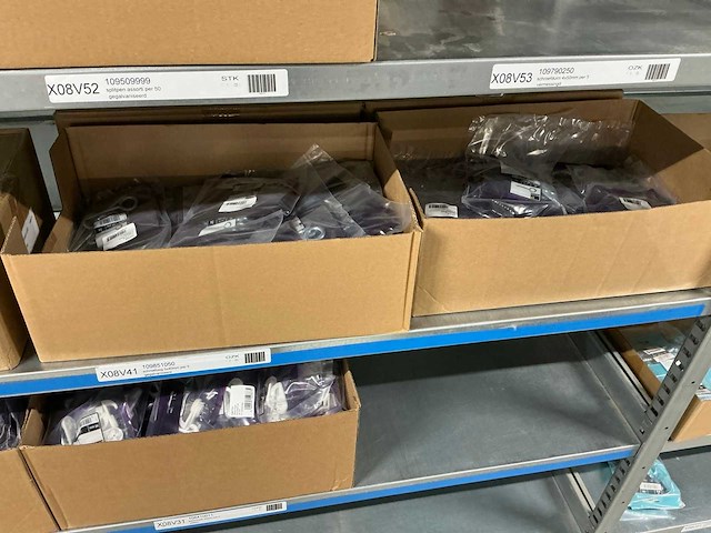 Partij bevestigingsmateriaal - afbeelding 47 van  57