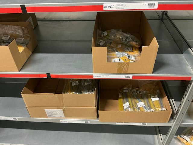 Partij bevestigingsmateriaal - afbeelding 43 van  56