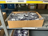 Partij bevestigingsmateriaal - afbeelding 23 van  23