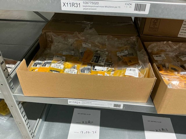 Partij bevestigingsmateriaal - afbeelding 56 van  59