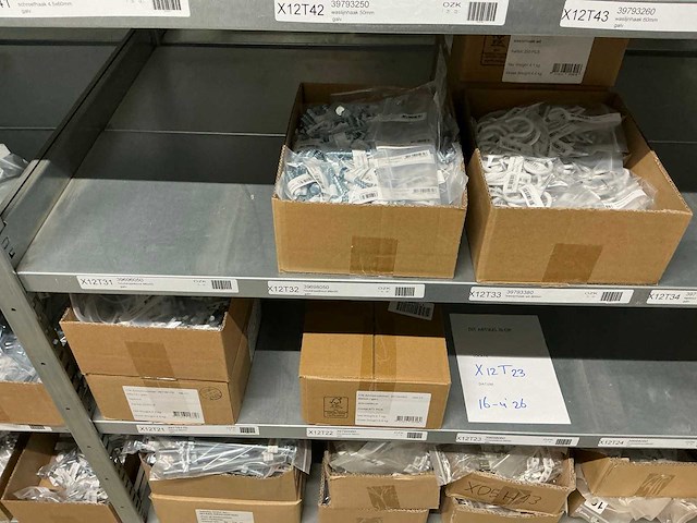 Partij bevestigingsmateriaal - afbeelding 21 van  33