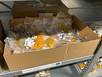 Partij bevestigingsmateriaal - afbeelding 30 van  31