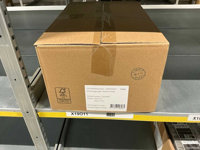 Partij bevestigingsmateriaal - afbeelding 32 van  42