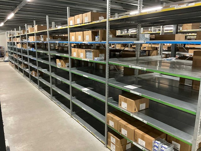 Partij bevestigingsmateriaal - afbeelding 1 van  40