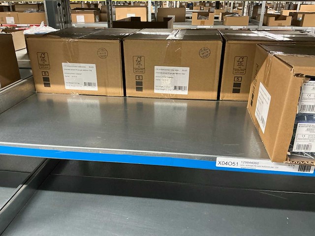 Partij bevestigingsmateriaal - afbeelding 40 van  40