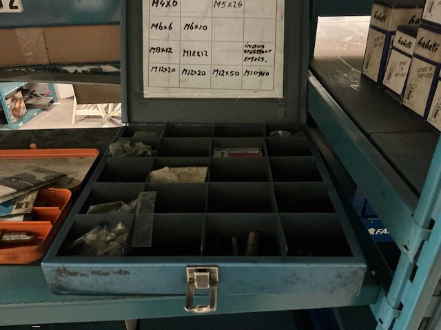 Partij bevestigingsmateriaal - afbeelding 22 van  25