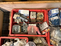 Partij bevestigingsmateriaal - afbeelding 2 van  6