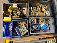 Partij bevestigingsmateriaal - afbeelding 1 van  5