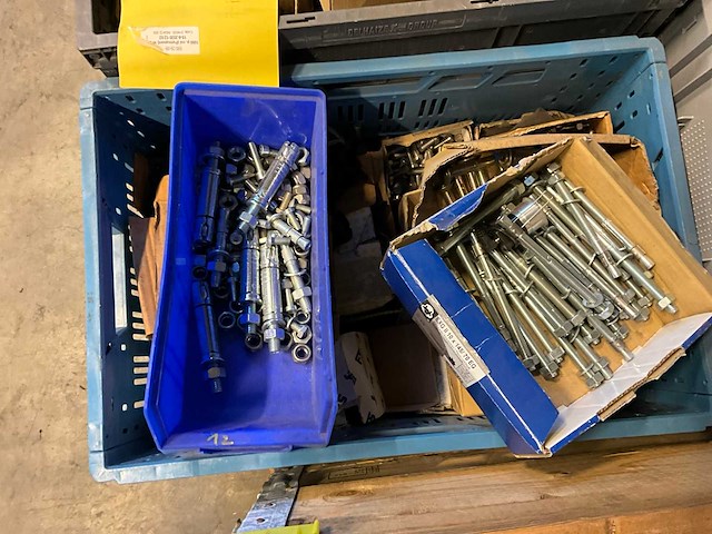 Partij bevestigingsmateriaal - afbeelding 2 van  5