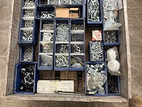 Partij bevestigingsmateriaal - afbeelding 4 van  4