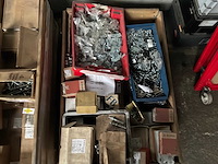 Partij bevestigingsmateriaal - afbeelding 8 van  8